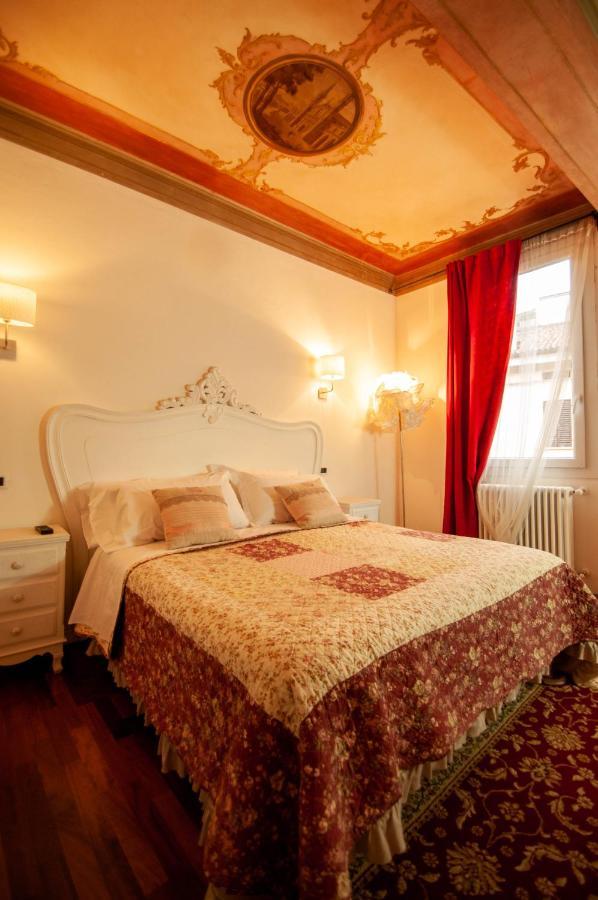 בולוניה Porta Antica Apartment מראה חיצוני תמונה